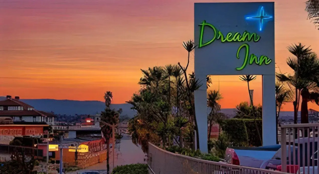 Santa Cruz Dream Inn, a Joie de Vivre Hotel, 予約 リゾート サンタクルーズの4つ星ホテル, 4*