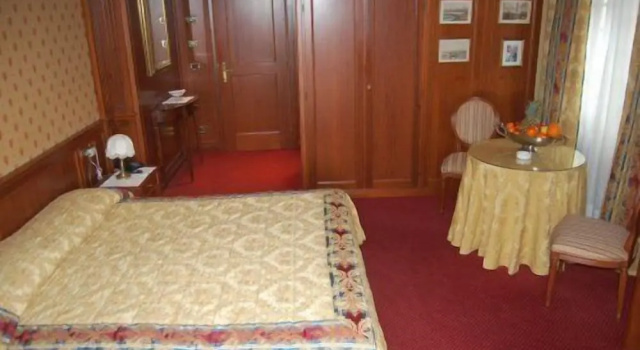 Двухместный номер Standard с балконом Hotel Olympic