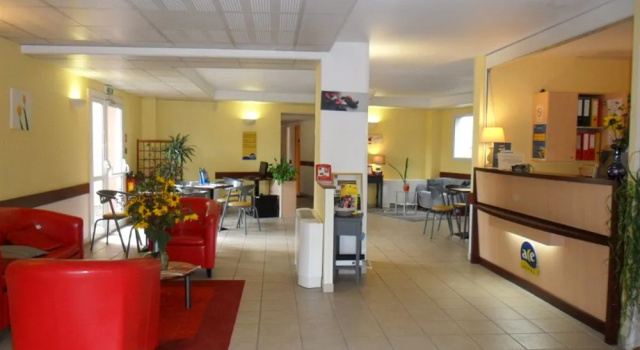 Ace Hôtel Issoire, Rezervovat Hotel Issoire 