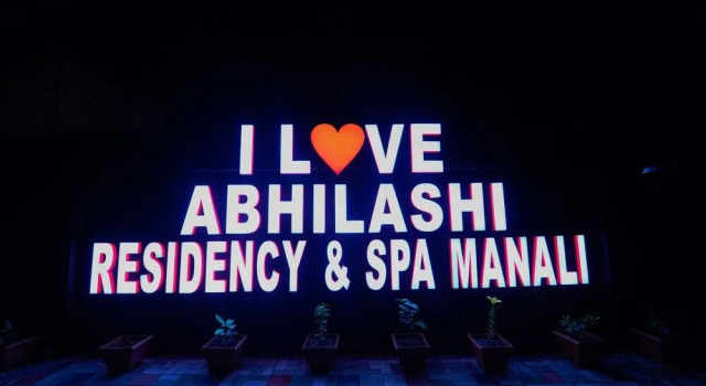 Abhilashi Residency & Spa - Centrally Heated & Air Cooled, Забронировать Курортный отель Манали штат Тамилнад, рядом с Tibetan Monastery