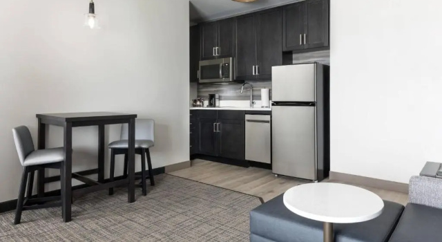 Студия Residence Inn Long Island Garden City