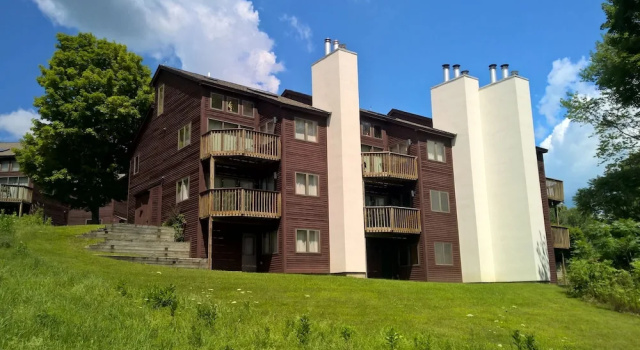 2br With High Ceilings & Private Sauna In Kettle Brook-okemo 2 Bedroom Condo, Забронировать Апартаменты/квартира Апартаменты Шрусбери, Апартаменты/квартира