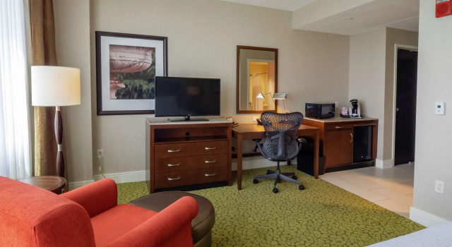 Hilton Garden Inn Buffalo Downtown
