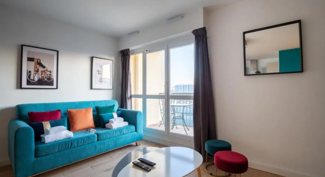 Paris - Porte d'Ivry - Modern and Cosy 2 bedroom apartment, Забронировать Апартаменты/квартира Апартаменты Val de Marne, Апартаменты/квартира