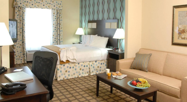 Holiday Inn Express Hotel & Suites Fairburn by IHG, Buchen Sie Hotel Fairburn Georgia