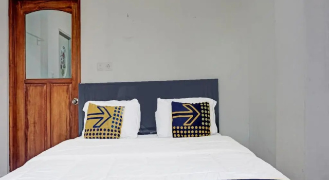 Standard Doppel Zimmer OYO 2226 Nurmega Jaya