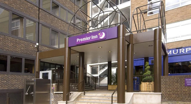 Premier Inn Brentwood, Rezervați Hotel Brentwood 