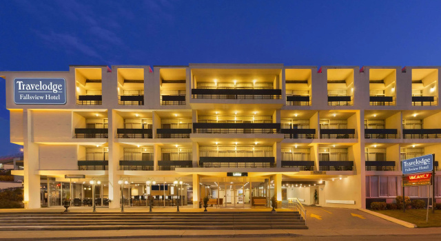 Travelodge by Wyndham Niagara Falls Fallsview