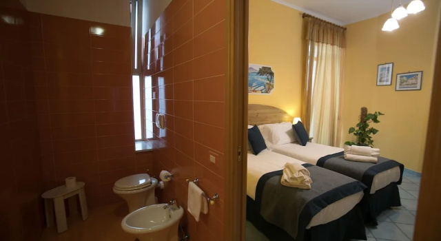 Трёхместный номер Standard с балконом Hotel Potenza