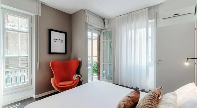 MyHomeInComo - Art Design Suites