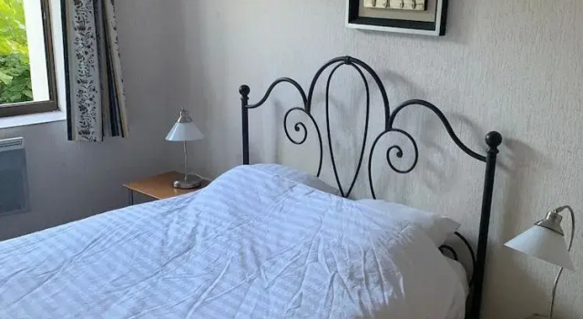 Le Cevenol, Rezervovat Hotel Alzon 