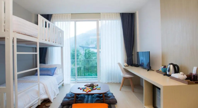 Четырёхместный номер Deluxe LaRio Hotel Krabi-SHA Extra Plus
