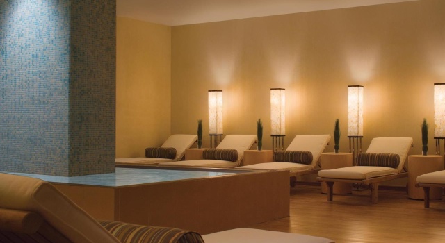 JW Marriott St Maarten Beach Resort & Spa, Забронировать Курортный отель Dawn Beach Синт-Мартен