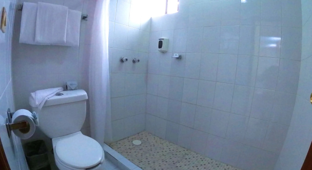 Четырёхместный номер Standard Best Western Hotel Madan