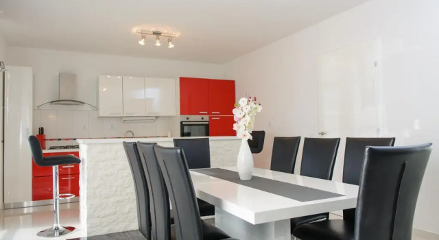Apartment Cambi, Rezerwuj Apartament Hotele w Split-Dalmatia County z parkingiem, Parking