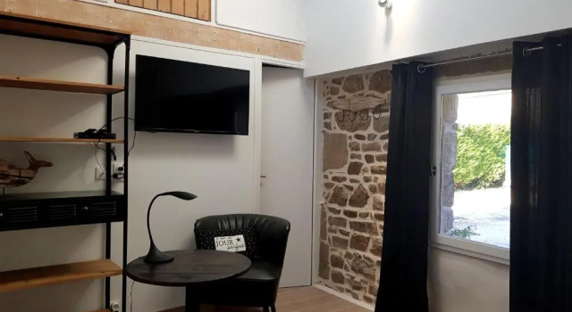 Le Colombier Bretagne, Забронировать Отель «постель и завтрак» Луаннек Granit Rose Coast