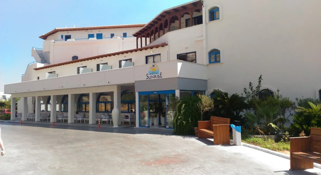 Sunrise Hotel