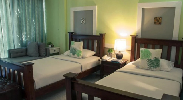 Siri Thani Hotel, Забронировать Отель Накхонситхаммарат Южный Таиланд