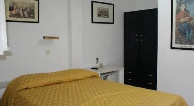 Andrea Pension, Varaa Hotelli Hydra Saronic Islands