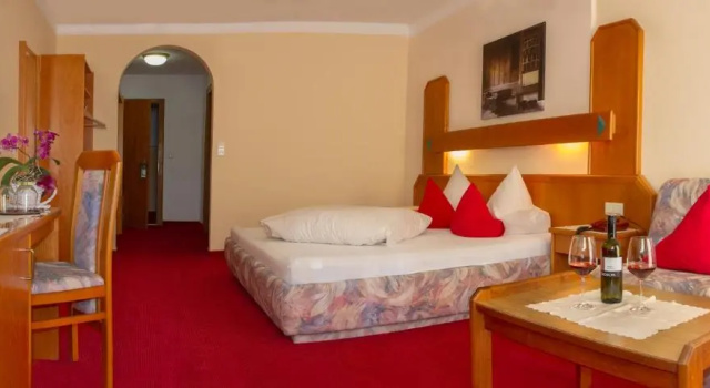 Четырёхместный номер Standard Hotel Simmerlwirt