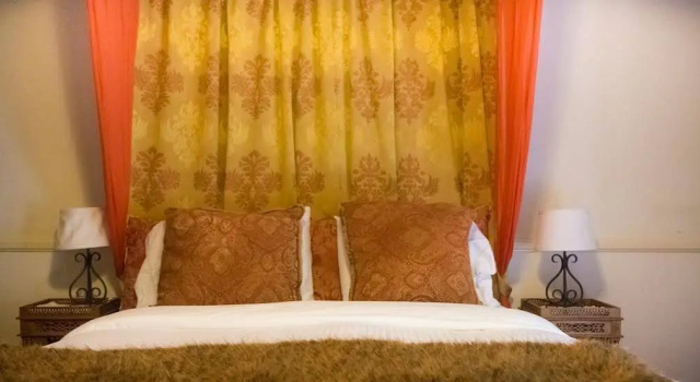 SB Home Away from Home, Забронировать Отель Отели Santa Barbara and Vicinity 4 звезды, 4*