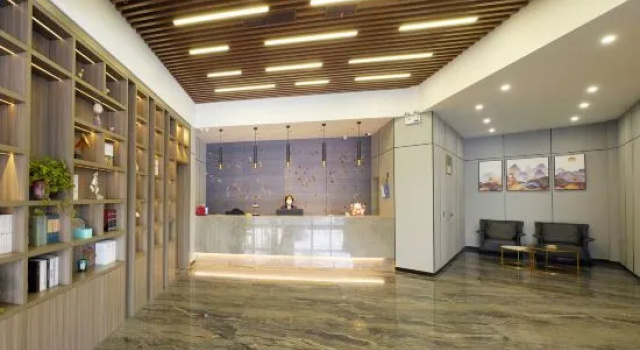 Wenzhou Lily Business Hotel