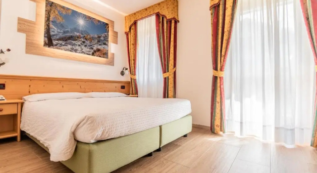 Семейный номер Standard Hotel Genzianella