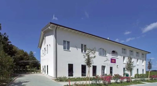 Resort Jacaranda, Забронировать Курортный отель Сан-Чезарио-суль-Панаро Модена