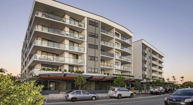 Hedge Apartments by CLLIX