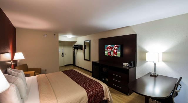 Двухместный номер Superior Red Roof Inn PLUS+ Houston - Energy Corridor