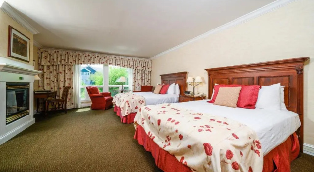 Четырёхместный номер Luxury Stoweflake Mountain Resort & Spa