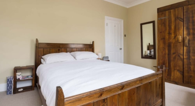 Veeve - 4 bed house, Winston Road, Stoke Newington, Забронировать Отель Хокни Лондон, рядом с Рынок на Ридли-роуд