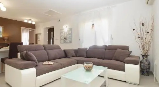 Holiday Home Villa Angelina 1233, Varaa Villa Barban Istria