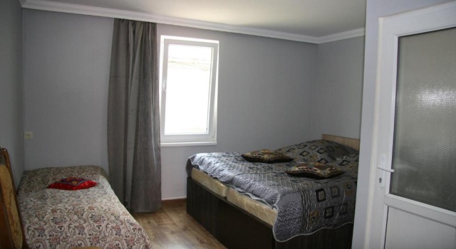 Двухместный номер Economy с балконом и с красивым видом из окна Ninos Guest House