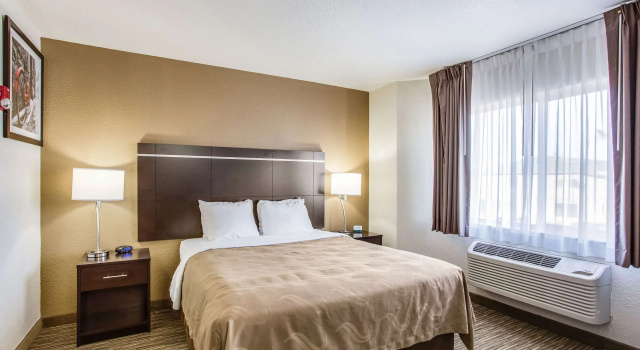 Четырёхместный номер Standard Quality Inn & Suites Meridian - West Boise