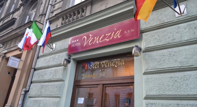Hotel Venezia, Забронировать Отель Отели Праги 3 звезды, рядом с Государственная пражская Опера, 3*