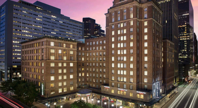 SpringHill Suites by Marriott Houston Downtown/Convention Center, Забронировать Отель Отели Хьюстона с бассейном, рядом с Станция хьюстонского скоростного трамвая Preston, Бассейн
