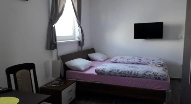 Vila Mozart, Забронировать Отель Отели Горного массива Копаоник с парковкой, Парковка