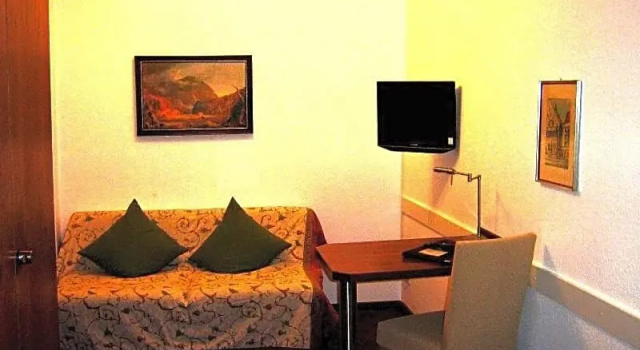 Hotel Restaurant Bären, Забронировать Отель Фройденштадт Landkreis Karlsruhe