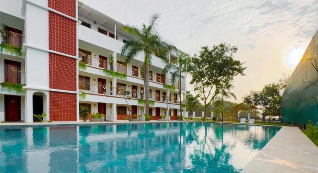 Madras Chronicle Bay Resort & Spa, Забронировать Курортный отель Отели штата Тамилнада с бассейном, Бассейн
