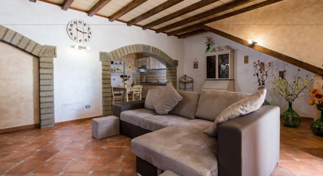 Il Giardino dei Flintstones B&B, Забронировать Отель «постель и завтрак» Черветери Побережье Лацио