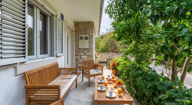 Коттедж с 3 комнатами Holiday Home Tamjan