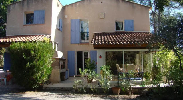 l'Orée du Bois, Забронировать Отель Отели Green Provence с парковкой, Парковка