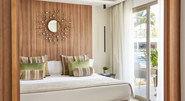 Люкс с 2 комнатами Zafiro Palace Alcudia