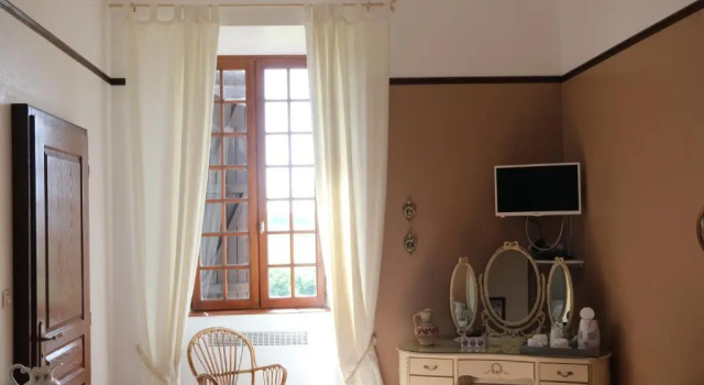 Трёхместный номер Standard Charming Courtyard cottage 25kms Puy du Fou