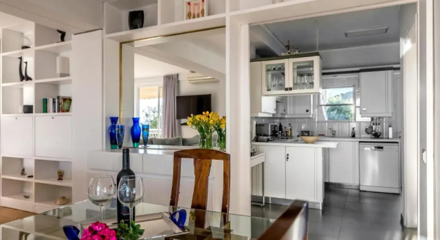 Апартаменты Amazing Seafront Apartment Athens Riviera