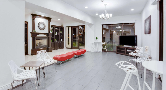 Ramada by Wyndham Marina