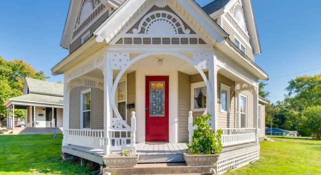 Historic Charleston Home < 1 Mi to University!, Rezervasyon Otel Charleston Illinois