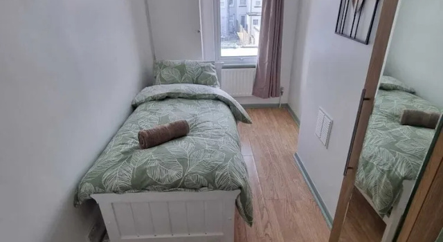Коттедж Stylishly Designed House Dartford
