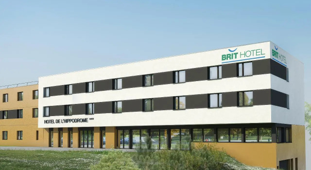 Brit Hotel Ploermel - Hotel de l'Hippodrome, Забронировать Отель Плоэрмель Morbihan